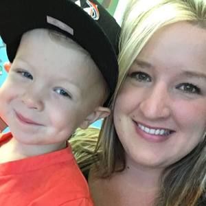 Meet your Posher, Ashley